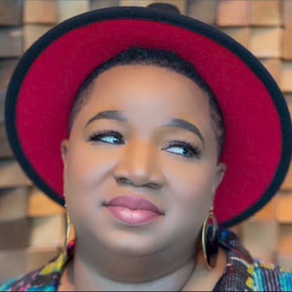 Meet your Posher, Ruth - Picture 1 of 1